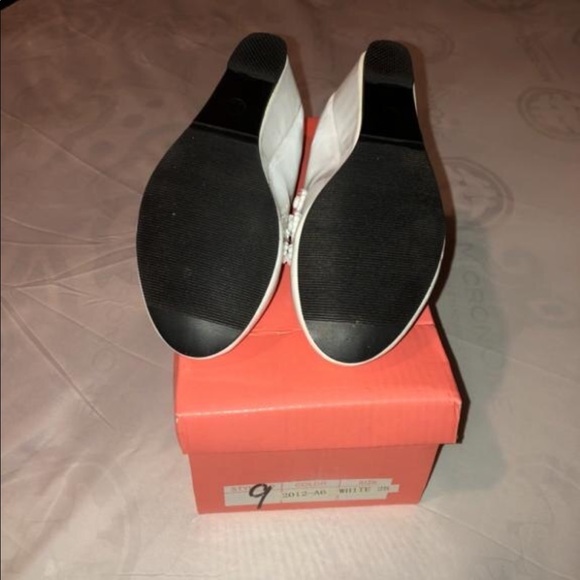 Flower Girl shoes - Picture 2 of 4